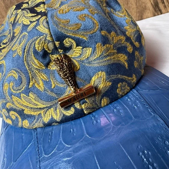 Mauri Gobelin Fabric & Alliagtor Hats - Picture 5 of 9